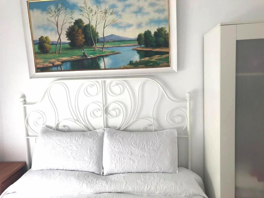 Costamar, Primera linea de playa, 3 dormitorios, 2 baños, vistas al mar, Internet Wifi y Garaje, Ideal parejas y familias Benalmádena Exterior foto